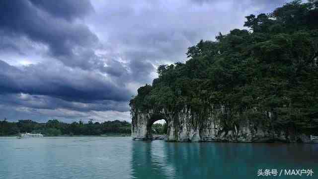 自然景观有哪些（国内最震撼的十大自然景观）-第16张图片