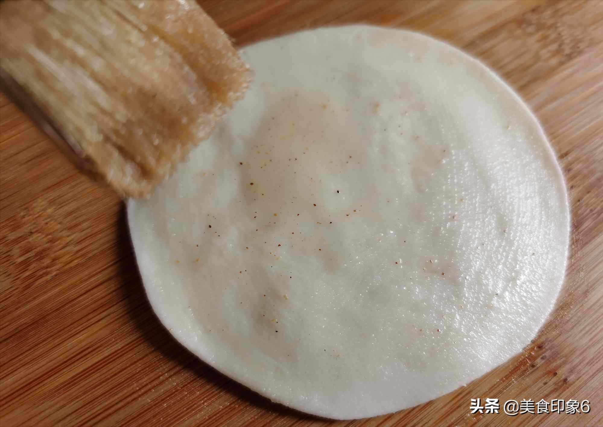 春卷皮怎么做（自制春卷皮）-第12张图片